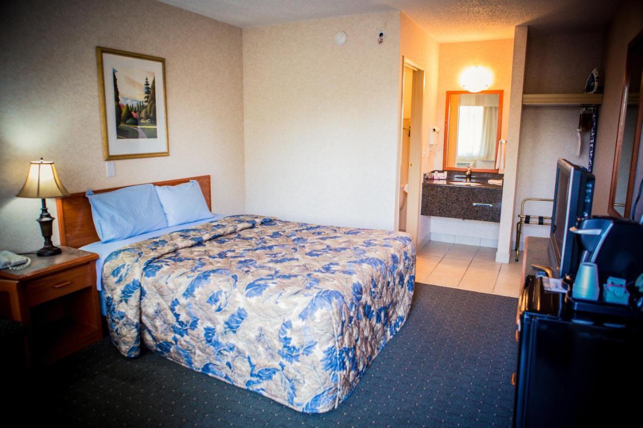 Langley Hwy Hotel 외부 사진
